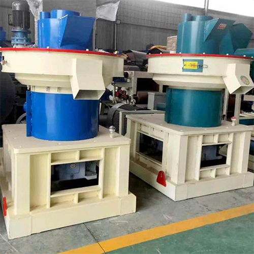 都說秸稈顆粒機(jī)好，秸稈顆粒機(jī)的產(chǎn)量與型號(hào)你可知道？